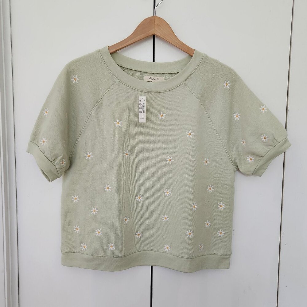 Madewell Daisy Embroidered Short-Sleeve Sweatshirt in Light Green Color Size M